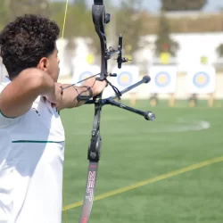 وزير الصناعة والثروة المعدنية يبحث تعزيز التعاون التعديني مع جمهورية البيرو