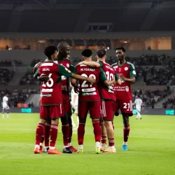 الإمام الترمذي بحلي تحتفي بالشيخي لتقاعده