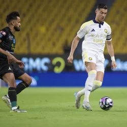 الخلود يتخطى عقبة الفيحاء بثنائية في دوري روشن للمحترفين