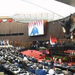 قيادة القوات المشتركة تواصل تسيير القوافل المحملة بالأدوية والمستلزمات الطبية للأشقاء في اليمن