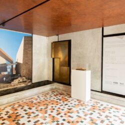 مجمع الملك سلمان العالمي للغة العربية يتسلّم جائزة عبدالعزيز البابطين للإبداع في خدمة اللغة عن مشروعه “مؤشر اللغة العربية”