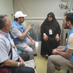 355 من فتيات الكشافة يشاركن في تنظيم الحشود بالمسجد الحرام