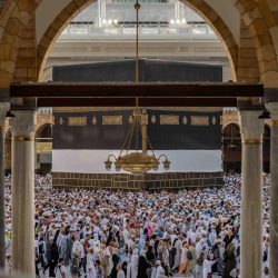 في أول أيام التشريق .. لحظات خشوع وابتهال للحجاج بعد رمي الجمرات