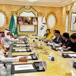 مركز الملك سلمان للإغاثة يوزّع 1.500 سلة غذائية في محلية القطينة بولاية النيل الأبيض في السودان