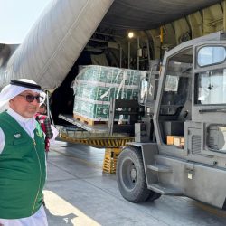 وزير الصناعة والثروة المعدنية يناقش مع شركات أمريكية فرص الاستثمار ونقل التقنية في قطاعي الصناعة والتعدين