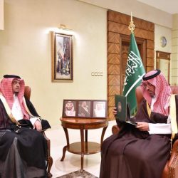 أمير جازان يرأس الاجتماع الدوري للجنة الدفاع المدني بالمنطقة