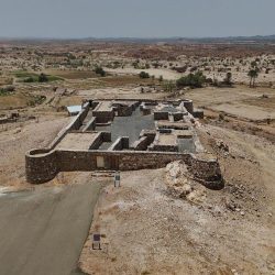 مكافحة المخدرات تقبض على شخص بمنطقة عسير لترويجه (10) كيلوجرامات من مادة الحشيش المخدر