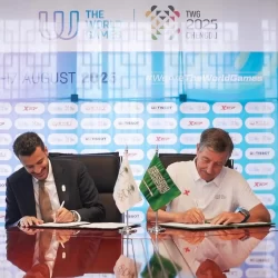 الأمير فهد بن جلوي يشهد افتتاح دورة الألعاب الرياضية للأمريكتين للشباب