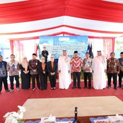 خطيب المسجد الحرام: التمسك بالقرآن والسنة سبيل الهداية والنجاة