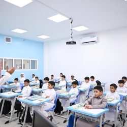 وزير الصناعة يطلق النسخة الرابعة من برنامج ألف ميل ويكرّم الفائزين في نسخته الثالثة