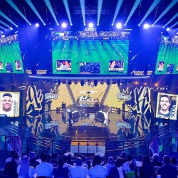 الرئيس التنفيذي للجنة الأولمبية والبارالمبية السعودية يزور قرية اللاعبين في دورة الألعاب العالمية