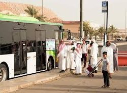 وزارة البلديات والإسكان تدشّن معرض “سيريدو 2025” العقاري في جدة