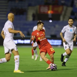 كاراسكو يسجل.. وهدف عكسي ينقذ ضمك من الخسارة أمام الشباب