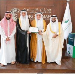 الفتح يحقق فوزه الأول في دوري روشن على حساب الاتفاق بثنائية مثيرة