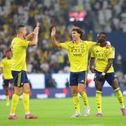 مركز ناوان بالمخواة.. غطاء نباتي متجدد يجذب الهواة وعشاق الطبيعة