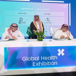 سمو ولي العهد يلتقي رئيس الجمهورية العربية السورية