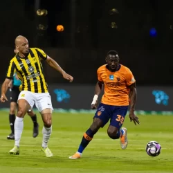 الخلود يكتسح النجمة بخماسية في دوري روشن للمحترفين