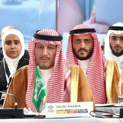 وزير الاقتصاد والتخطيط يجتمع مع وزيرة التجارة والصناعة والسياحة الكولومبية