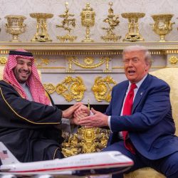 النفط يتراجع بفعل ارتفاع المخزونات الأمريكية