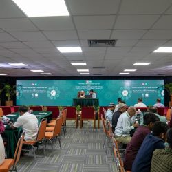 أمانة جدة تباشر جهودها الميدانية للتعامل مع حالة الأمطار