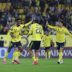 الأمير عبدالعزيز بن سعود يلتقي أمير منطقة الجوف ويطّلع على مبادرات المنطقة التنموية