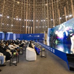 الجوازات تستعرض إصدارات وثائق السفر التاريخية في واحة الأمن بمهرجان الملك عبدالعزيز للإبل