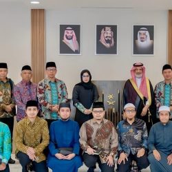 رئيس مجلس الوزراء وزير خارجية دولة قطر يصل إلى الرياض