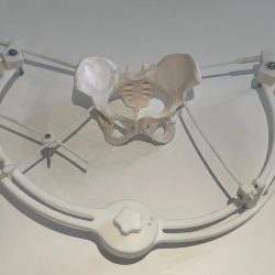 السفير الغامدي يؤدي القسم أمام سمو ولي العهد بعد تعيينه سفيراً لدى سنغافورة