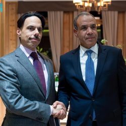 من القصيدة إلى اللوحة: مقهى عكاظ الثقافي الفني يختتم موسمه الثقافي