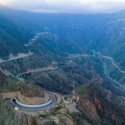 وزير الدولة للشؤون الخارجية يستقبل سفير مملكة تونغا (غير المقيم) لدى المملكة