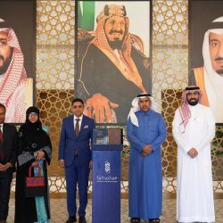 الذهب يقلص مكاسبه عند التسوية.. والفضة عند 108 دولارات للأونصة