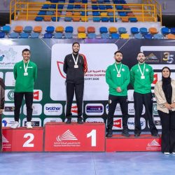 أمير إمارة موناكو يصل جدة