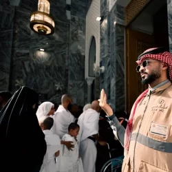 سمو ولي العهد وأمير دولة قطر يستعرضان هاتفيًا العلاقات الأخوية ويبحثان تطورات الأحداث