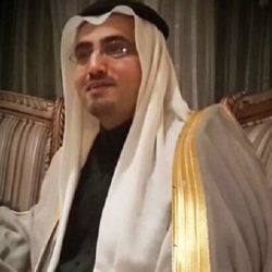 القائد بين حكمة الرؤية وقوة الأداء