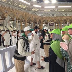 رئيس وأعضاء مجلس إدارة غراس دوقة يسلّمون 13 وحدة سكنية