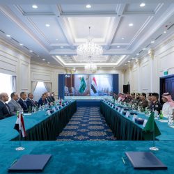 وزير الصناعة يبحث مع “إيرباص هليكوبترز” فرص توطين صناعة الطيران وسلاسل إمدادها بالمملكة