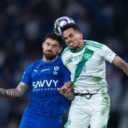 الدكتور الربيعة يلتقي التوأم الملتصق البولندي “أولغا وداريا” بعد 21 عامًا من فصلهما