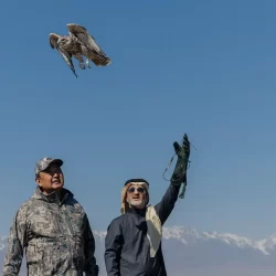 رئيس وزراء باكستان يستقبل سمو وزير الخارجية