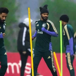 ولي العهد يبحث تطورات المنطقة مع قادة إسبانيا وموريتانيا