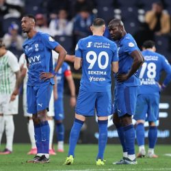 الحجر الأسود والركن اليماني.. شاهدان على قداسة البيت العتيق وعنوانُ العناية السعودية بالحرم الشريف