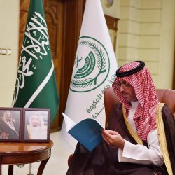 أمير منطقة القصيم يُدشِّن مبادرةً لتسهيل أداء العمرة بـ50 رحلة خلال شهر رمضان