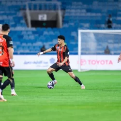 الاتفاق يقلب الطاولة على القادسية بثلاثية مثيرة في الدمام