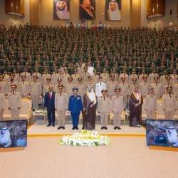 سمو وزير الخارجية يتلقى اتصالًا هاتفيًا من وزير خارجية سلطنة عمان