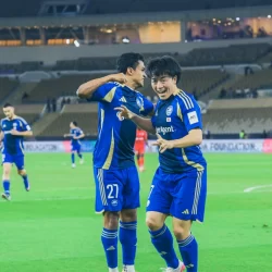 سمو ولي العهد يلتقي رئيس الجمهورية العربية السورية