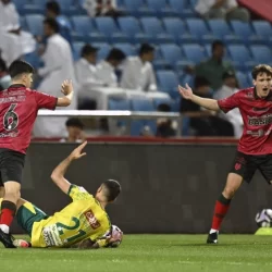 الاتحاد يتجاوز الحزم بهدف العبود رغم الطرد ويعزز موقعه في دوري روشن