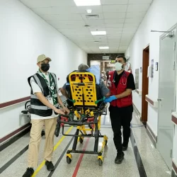الأمير عبدالعزيز بن سعود وزير الداخلية رئيس لجنة الحج العليا يقف على سير عمل مركز القيادة والسيطرة لأمن الحج ويتابع الاستعداد لتنفيذ خطط تصعيد الحجاج إلى عرفات