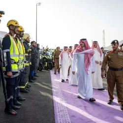 حجاج بيت الله الحرام ينفرون من عرفات إلى مزدلفة