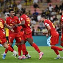 النصر بطلاً لدوري روشن بعد رباعية مثيرة أمام ضمك