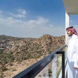 جوازات مطار الأمير محمد بن عبدالعزيز تنهي إجراءات مغادرة أولى رحلات ضيوف الرحمن بعد أدائهم فريضة الحج