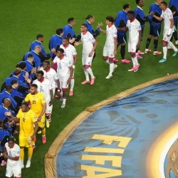 باراجواي يفوز بعشرة لاعبين على تركيا في كأس العالم